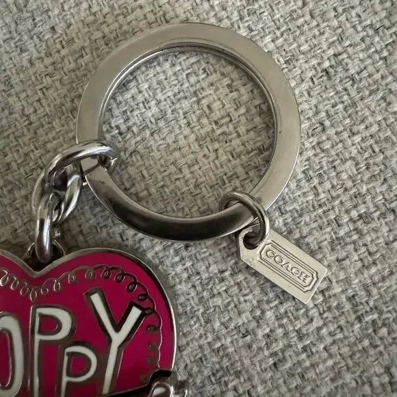 Vintage Poppy Coach Heart Keychain - Picture 3 of 4